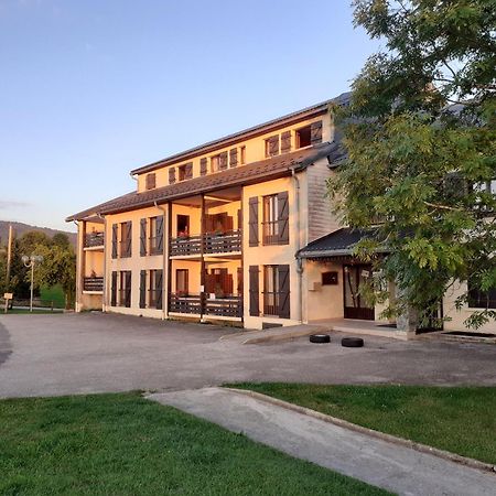 Residence Les Clarines 莱鲁斯 外观 照片